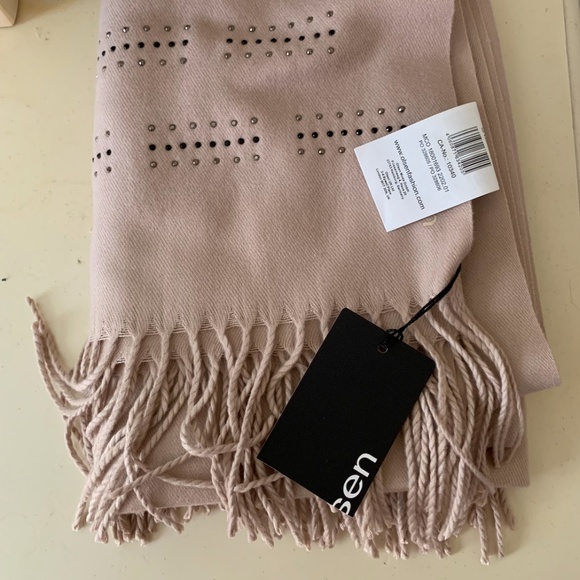 Light Pink Studded Olsen Scarf (NWT) - Picture 1 of 4